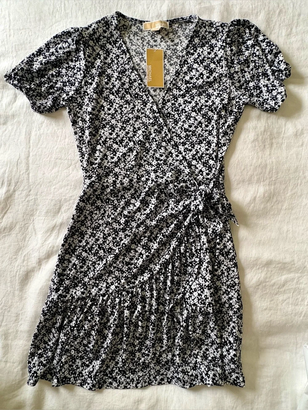 Michael Kors NWT Floral Wrap Dress Small Black White Puff Sleeve MSRP $110